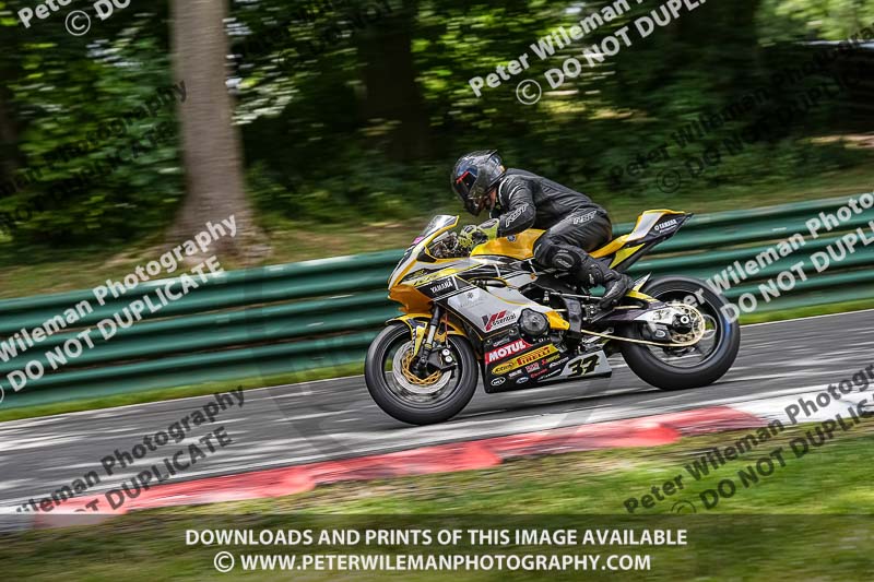 cadwell no limits trackday;cadwell park;cadwell park photographs;cadwell trackday photographs;enduro digital images;event digital images;eventdigitalimages;no limits trackdays;peter wileman photography;racing digital images;trackday digital images;trackday photos